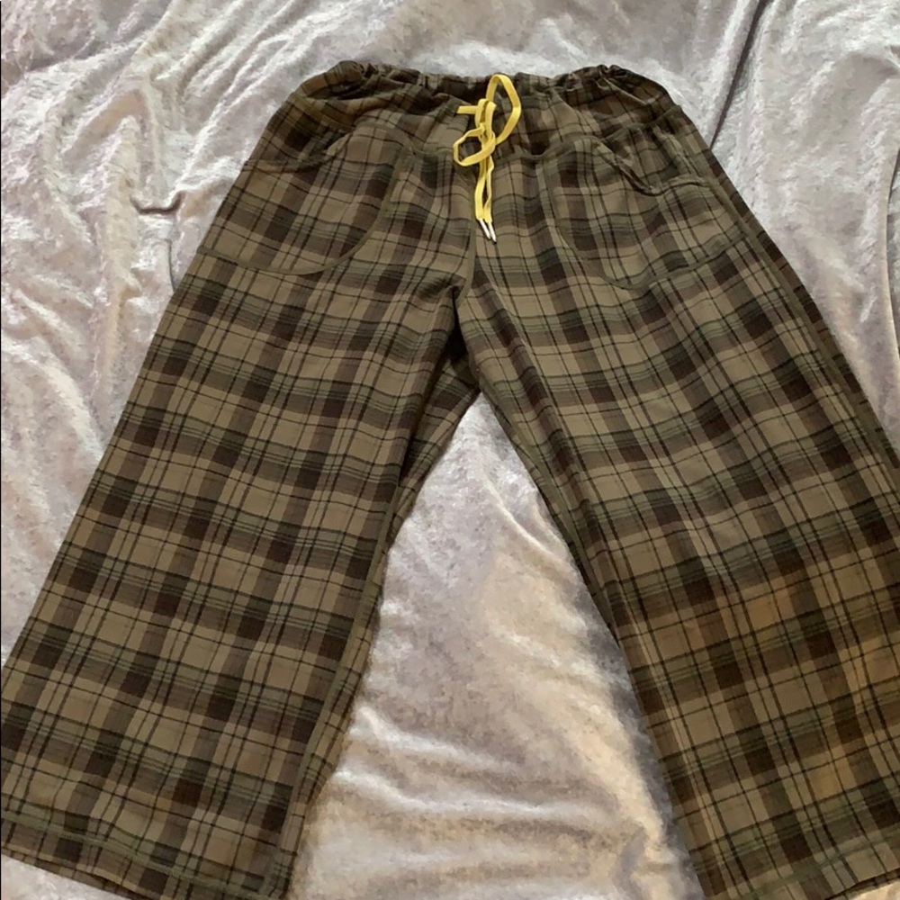 Lululemon crop still pant